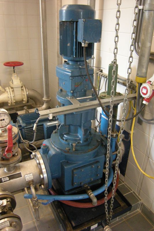Pipeliner-versnijder in een installatie
